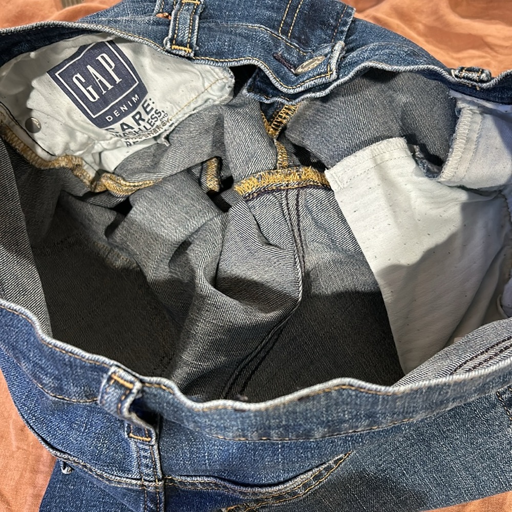 Gap Girlfriend Mid Rise Jeans - Picture 6 of 10